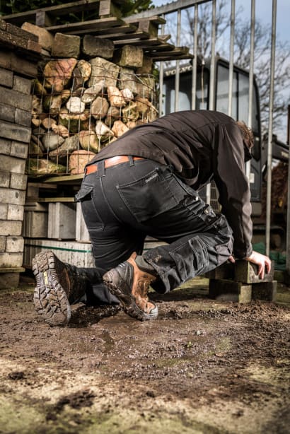 Bsh002 buckbootz buckshot s3 brown hiking style waterproof safety lace boot