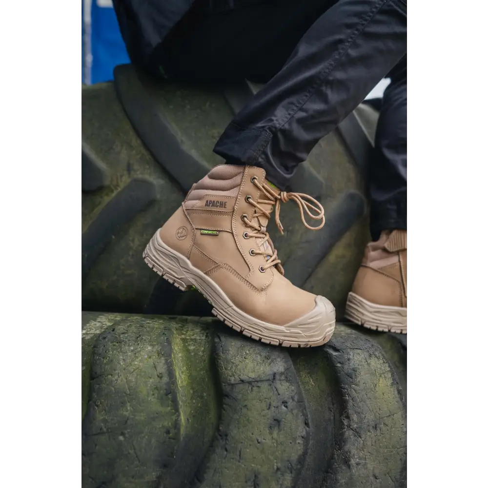 Apache water resistant boot with blaklader workwear