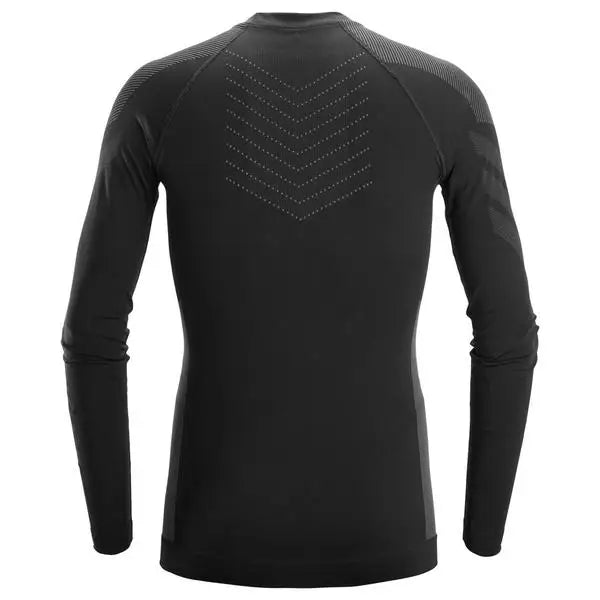 Snickers seamless base layer in motion top-9491